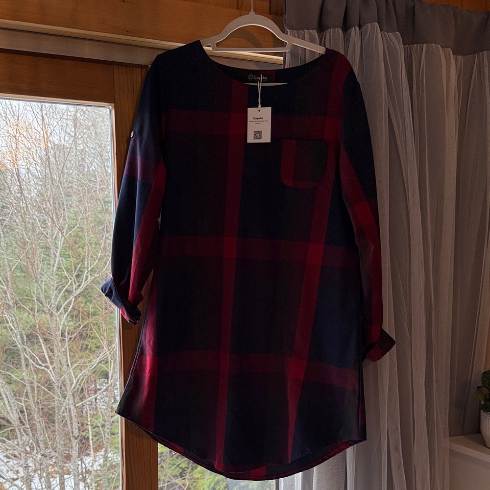 Cupshe Vibrant Plaid Top in Red and Blue